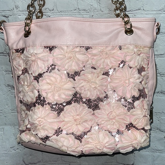 Pink Floral Purse - Picture 3 of 16